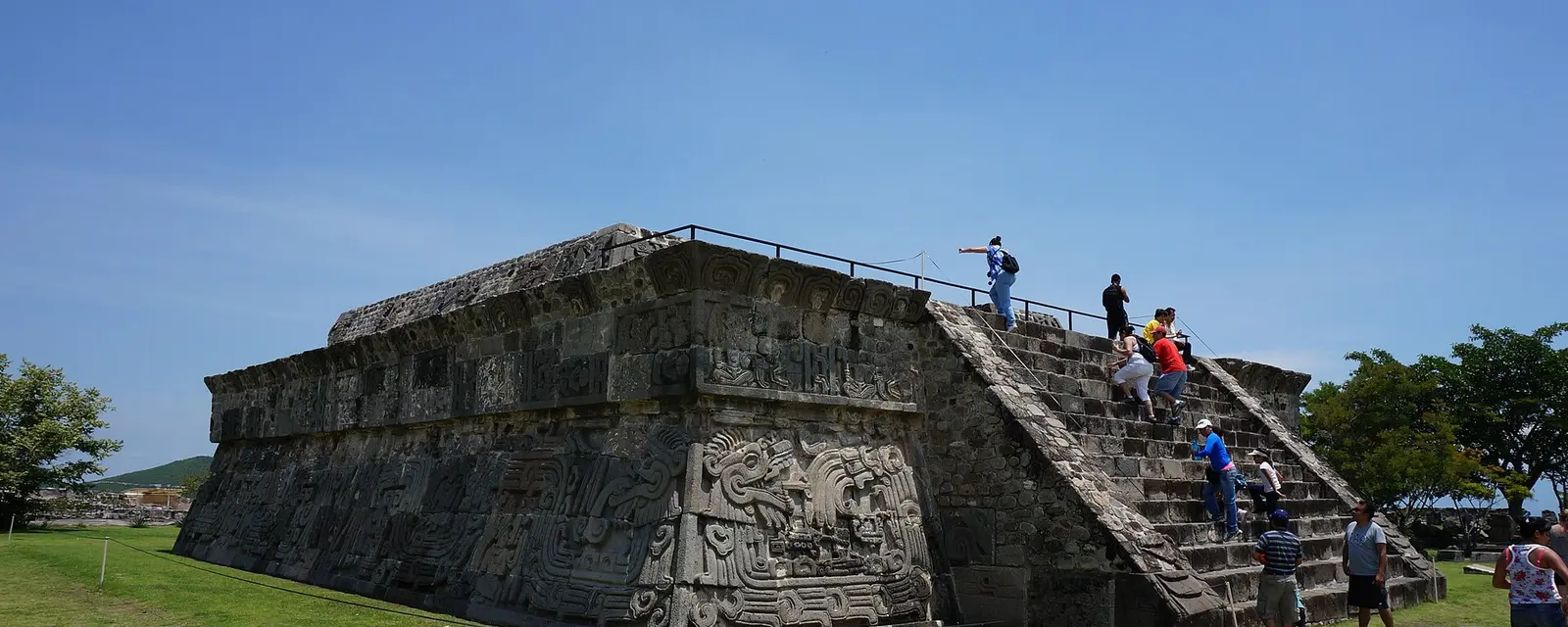 Pirámide principal de Xochicalco, Morelos