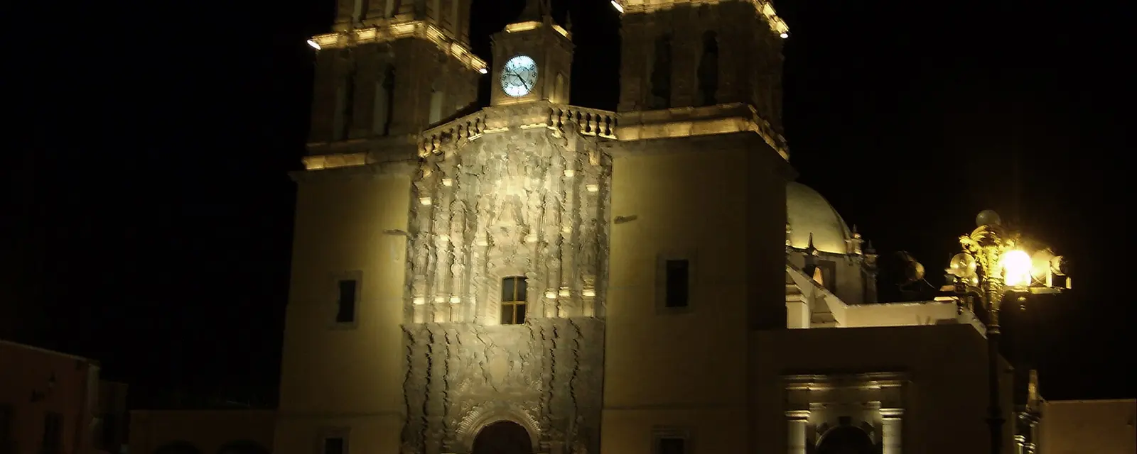 Parroquia de Nuestra Señora de los Dolores de noche, Dolores Hidalgo