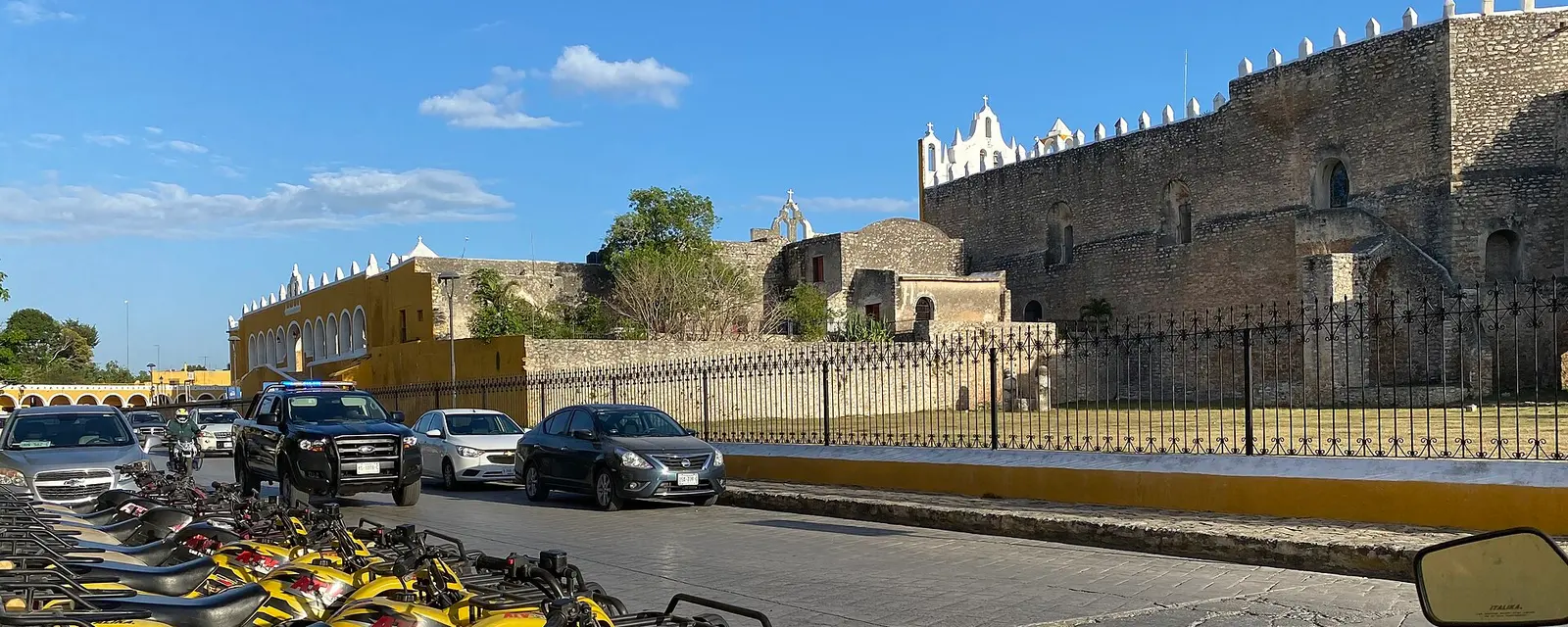Convento amarillo de Izamal, la ciudad amarilla de Yucatán